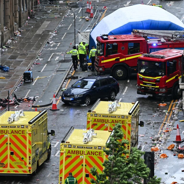 The New York Times: What to Know About the Liverpool FC Parade Car Crash