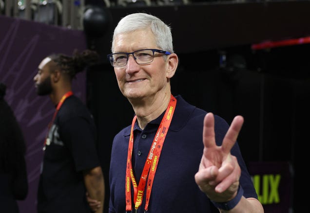 Quartz: Trump says he spoke to Apple CEO Tim Cook after announcing the tariffs pause