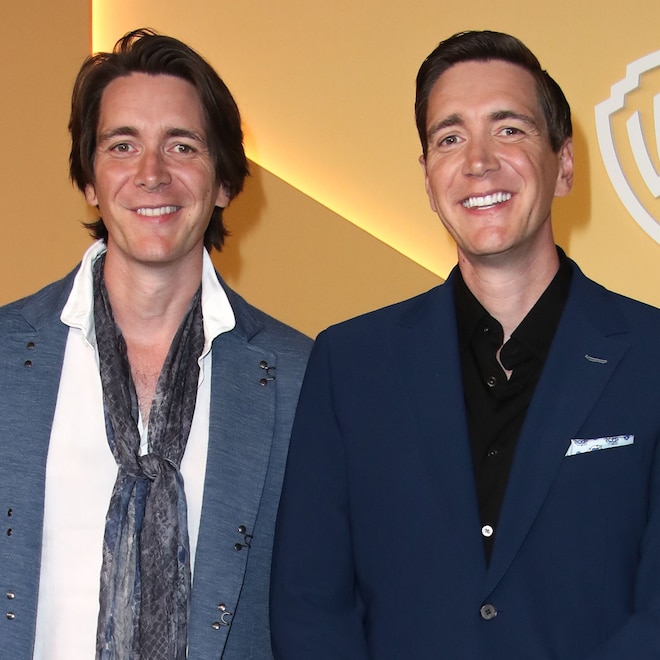E! Online (US) - Top Stories: Harry Potter's James Phelps, Oliver Phelps Detail the Cast Group Chat