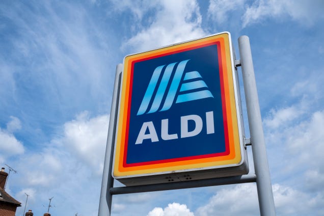 Quartz: Aldi cuts grocery prices on more than 400 items for the summer
