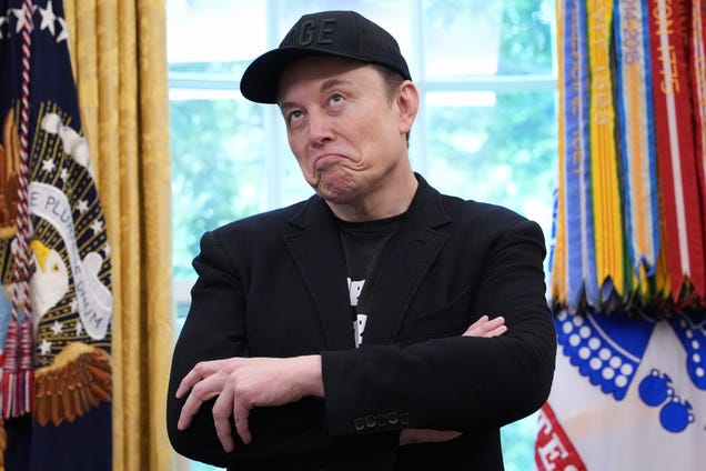 Quartz: What’s behind the 15% drop in Tesla’s stock price?