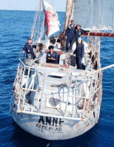 Good News!: Reid Stowe, the World’s Longest Sailor… is still Standing!
