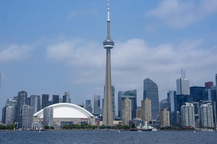 Toronto-operated child care, rec centres to close if city workers strike