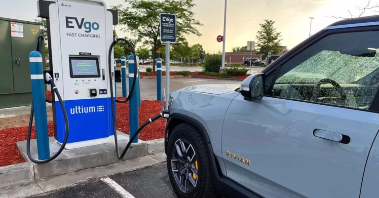 EVgo says no to fast-charging extension cables and breakaway adapters